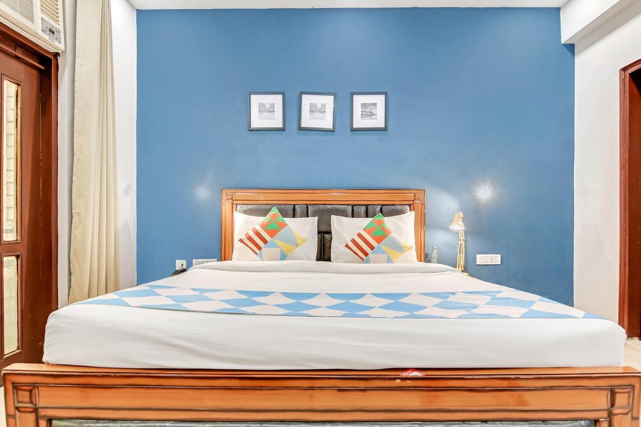 Oyo Home 64106 Comfortable Stay New Delhi Eksteriør bilde