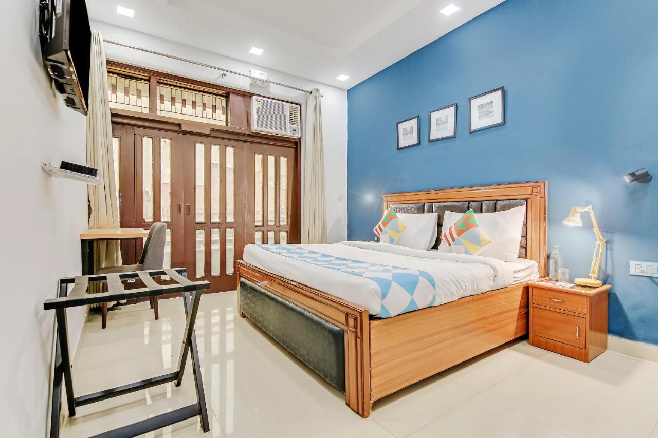 Oyo Home 64106 Comfortable Stay New Delhi Eksteriør bilde